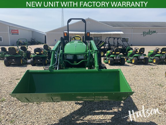 Photo of 2026 John Deere 4052M