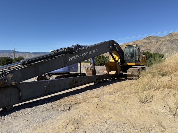 Photo of 2014 John Deere 350GLC