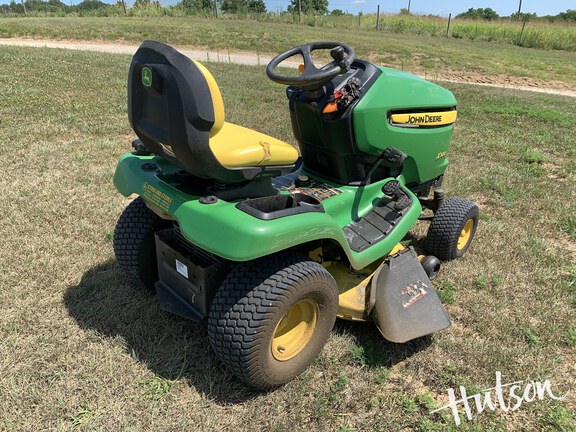 Photo of 2006 John Deere X300