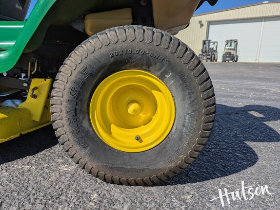 Photo of 2006 John Deere X300