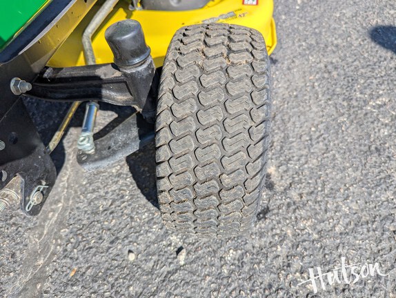 Photo of 2006 John Deere X300