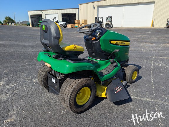 Photo of 2006 John Deere X300