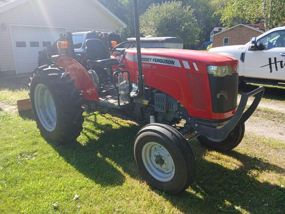 Photo of 2019 Massey Ferguson 2605H