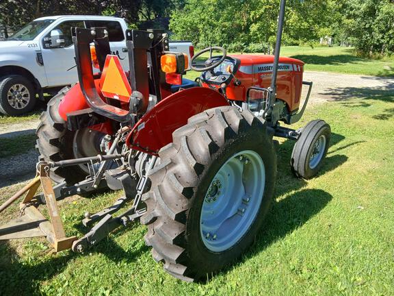 Photo of 2019 Massey Ferguson 2605H