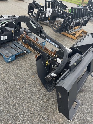 2025 Blue Diamond 36" Trencher-3
