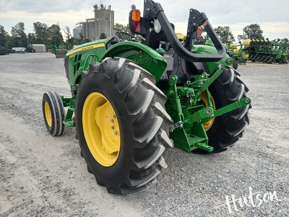 Photo of 2022 John Deere 5055E