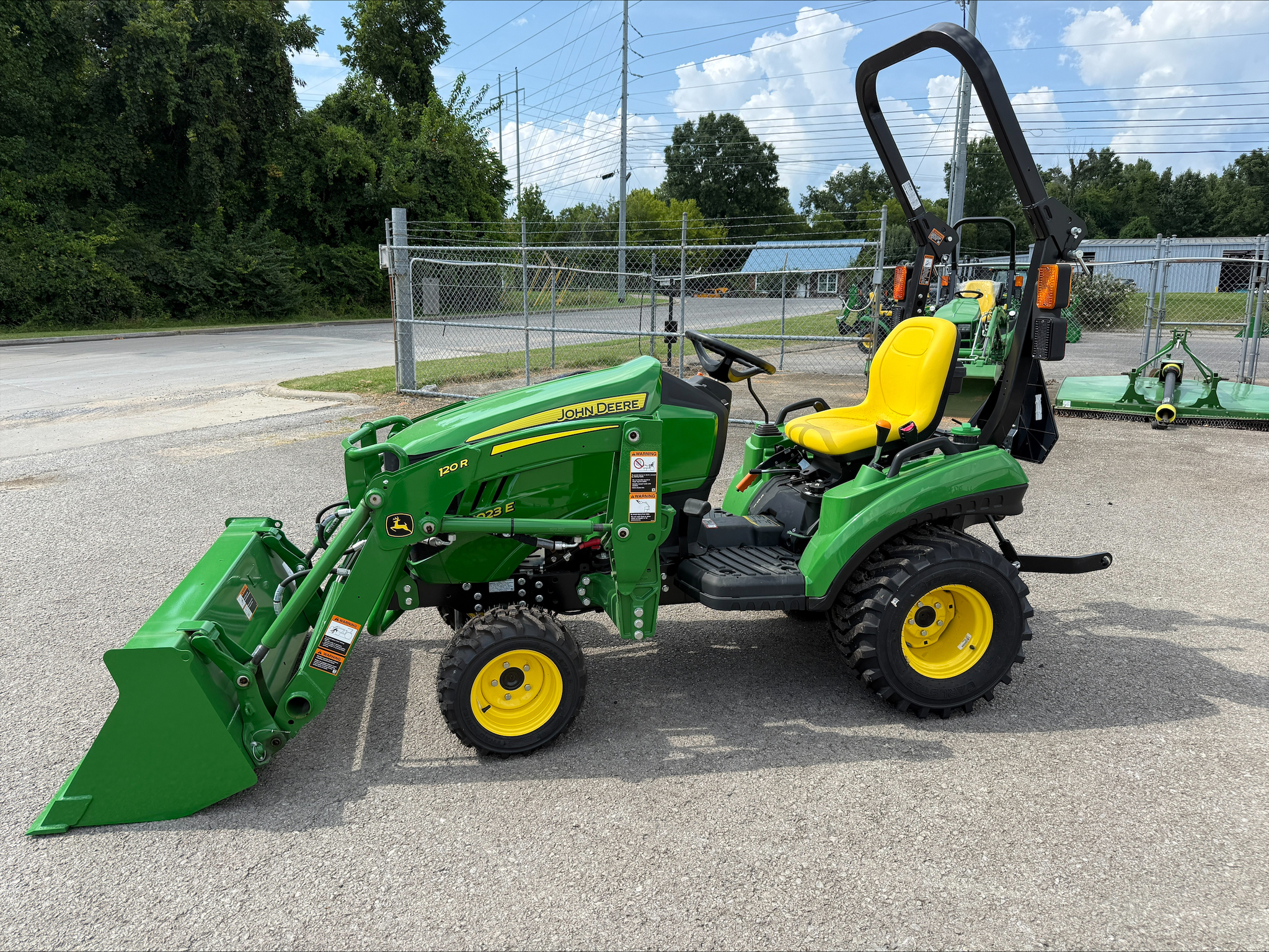 2026 John Deere 1023E