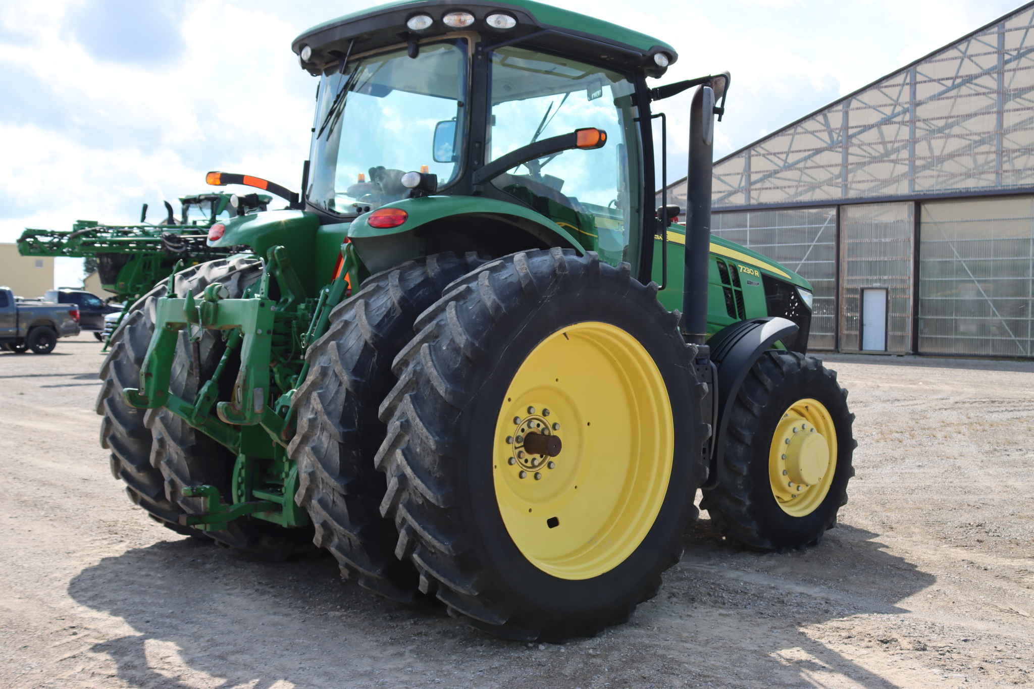 2013 John Deere 7230R Row Crop Tractors