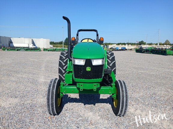 Photo of 2022 John Deere 5045E