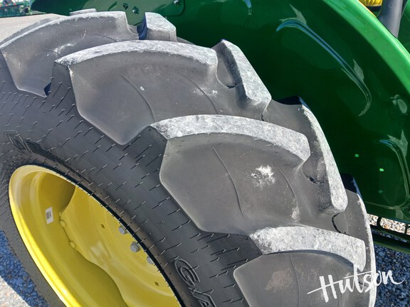 Photo of 2022 John Deere 5045E