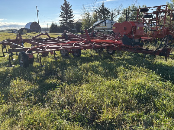 Used 1987 Case 4600 Field Cultivators at Horizon Ag & Turf in Mayerthorpe, AB - Photo1