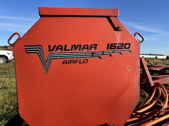 Used 1987 Case 4600 Field Cultivators at Horizon Ag & Turf in Mayerthorpe, AB - Photo14