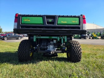 2025 John-Deere 4X2