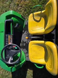 2025 John-Deere 4X2