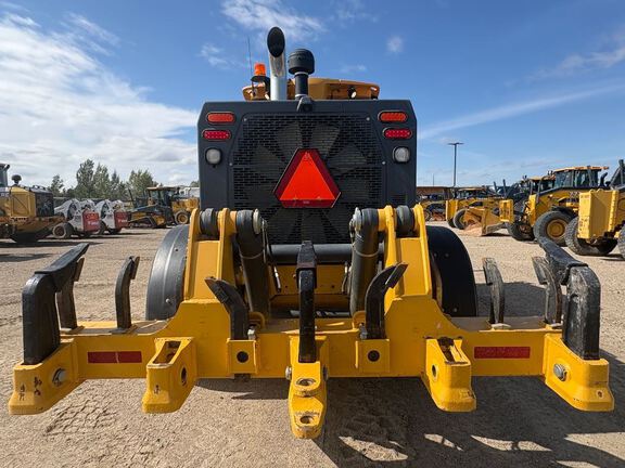 2021 John Deere 772G