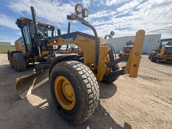 2021 John Deere 772G