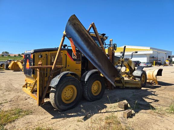 2008 Caterpillar 12M VHP PLUS