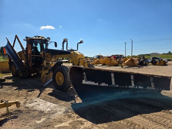 2008 Caterpillar 12M VHP PLUS