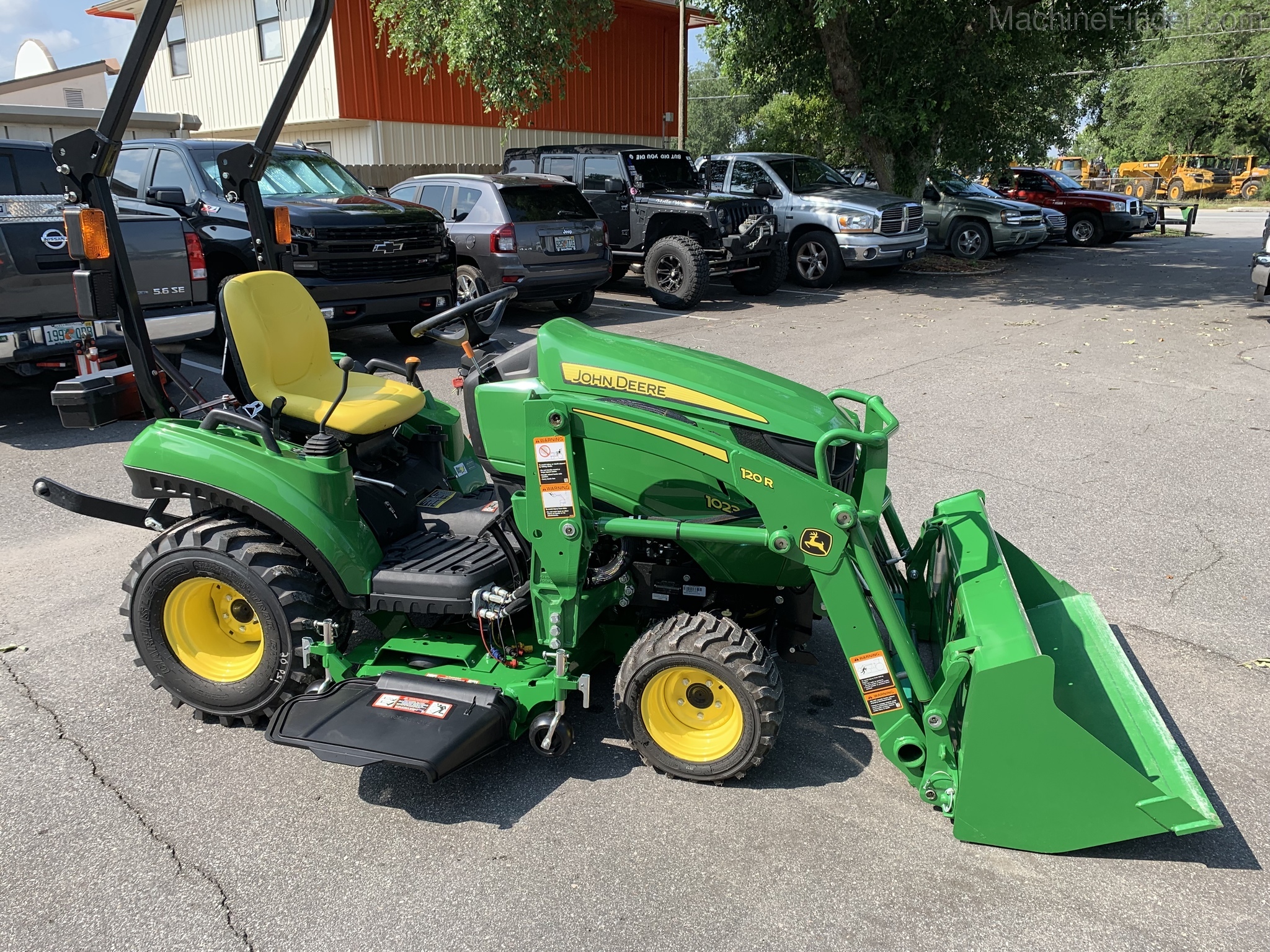 2020 John Deere 1023E Image 5