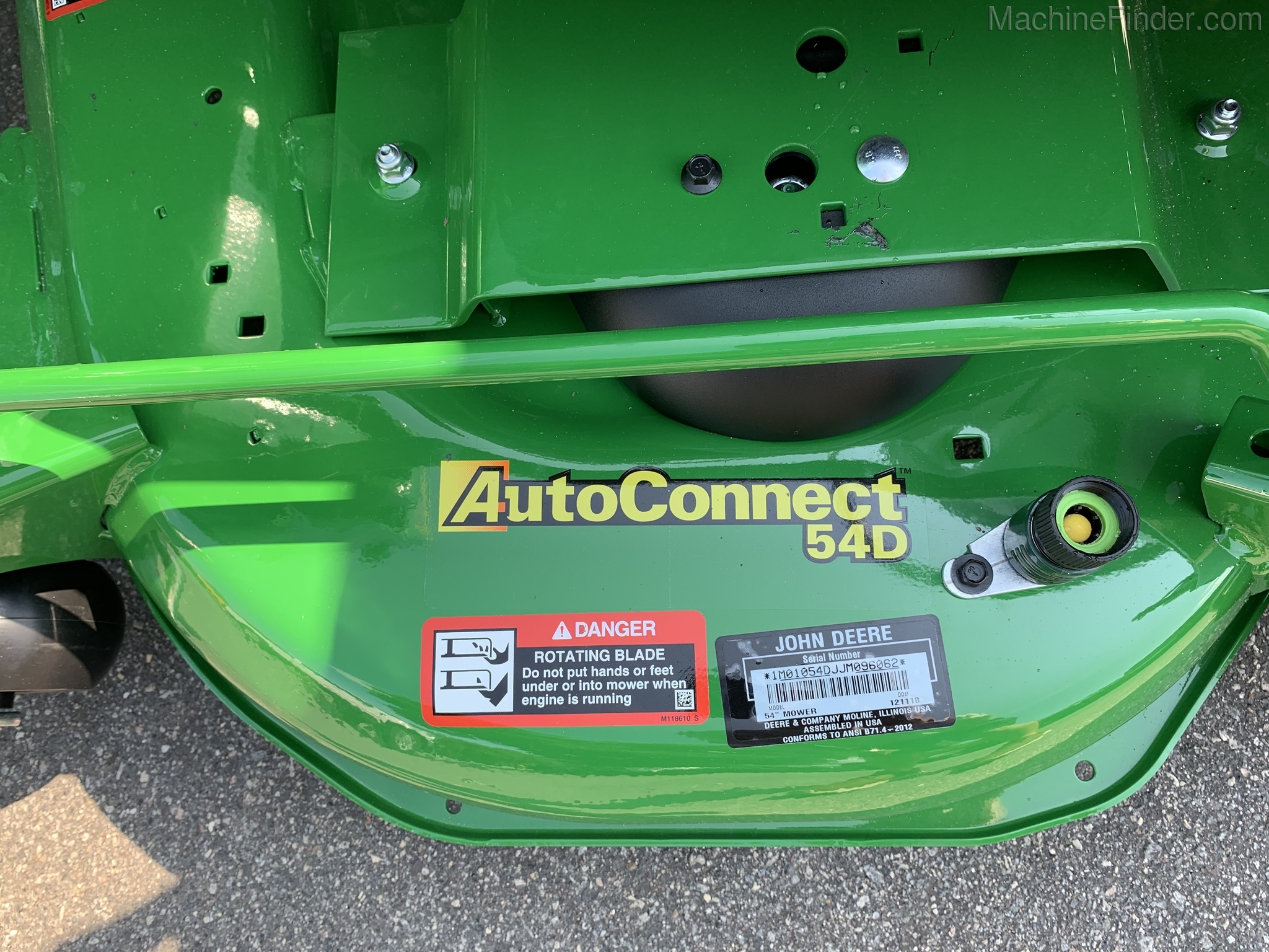 2020 John Deere 1023E Image 7