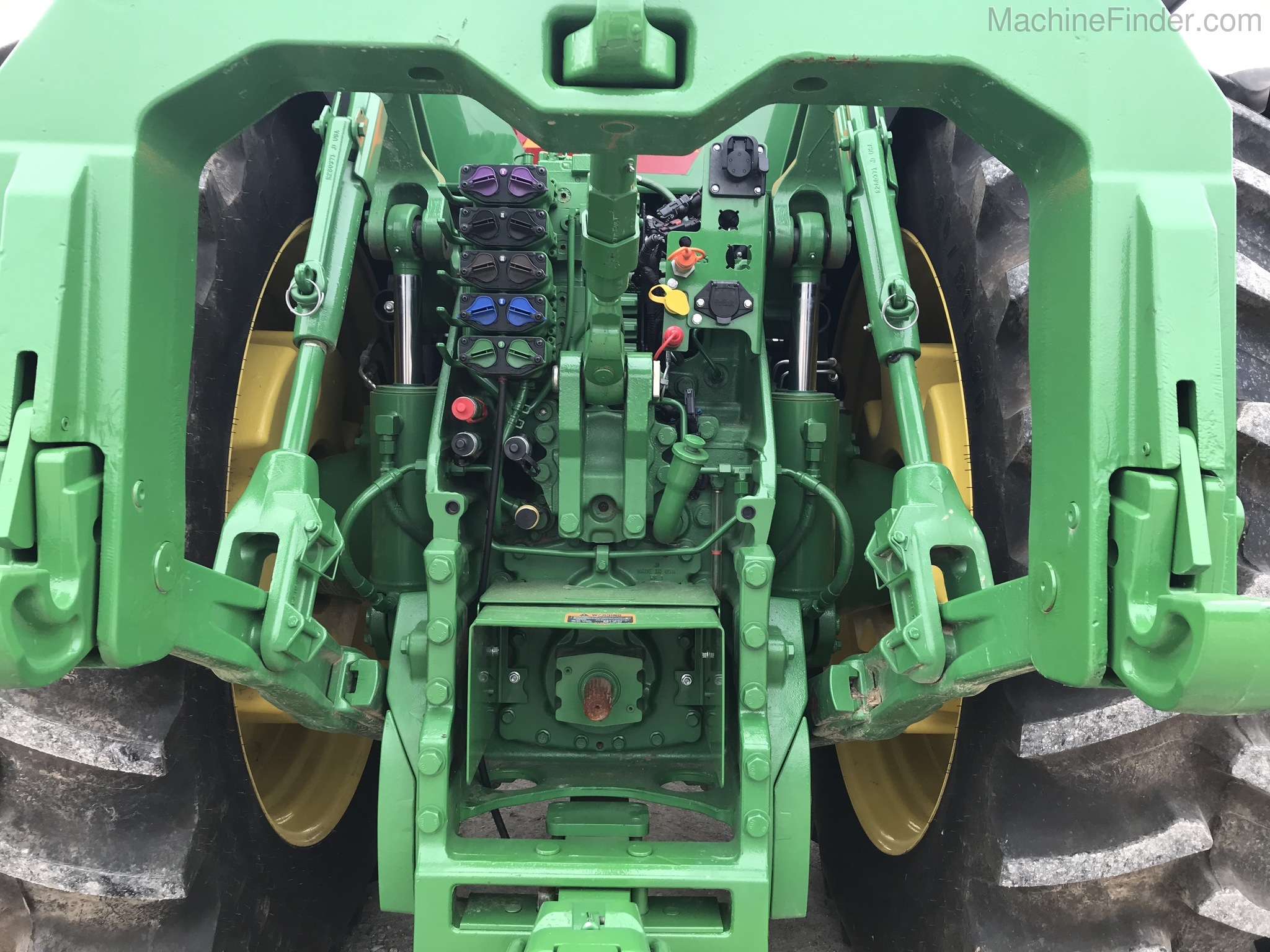 2019 John Deere 8370R Image 4
