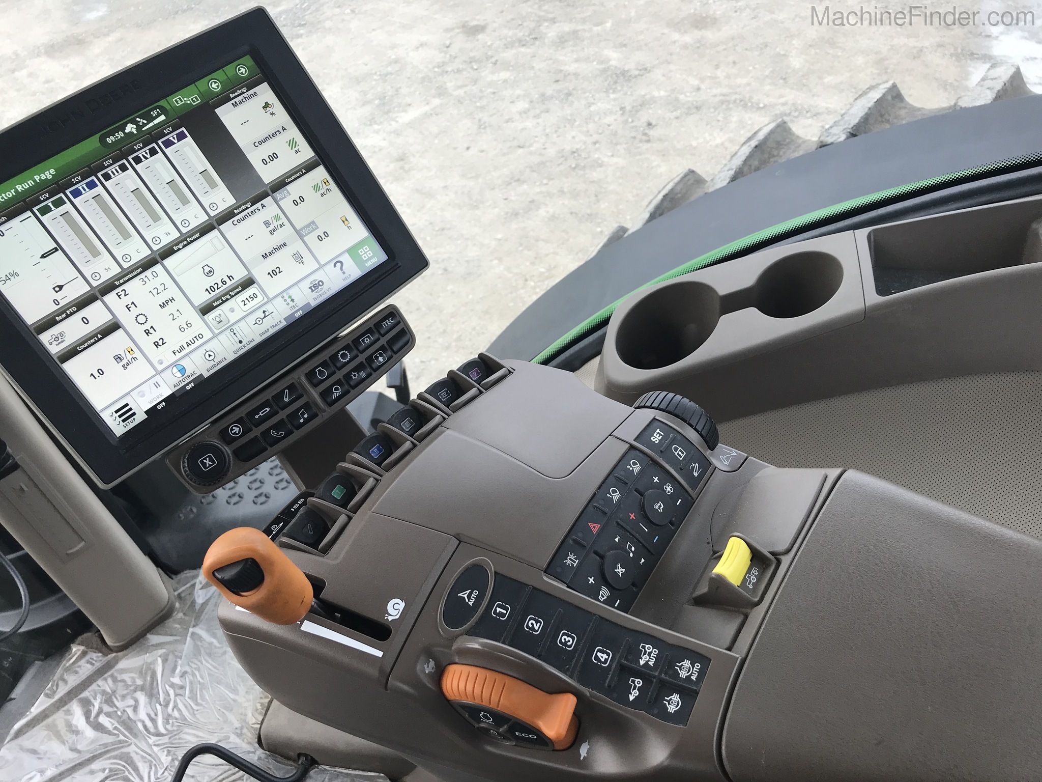 2019 John Deere 8370R Image 8