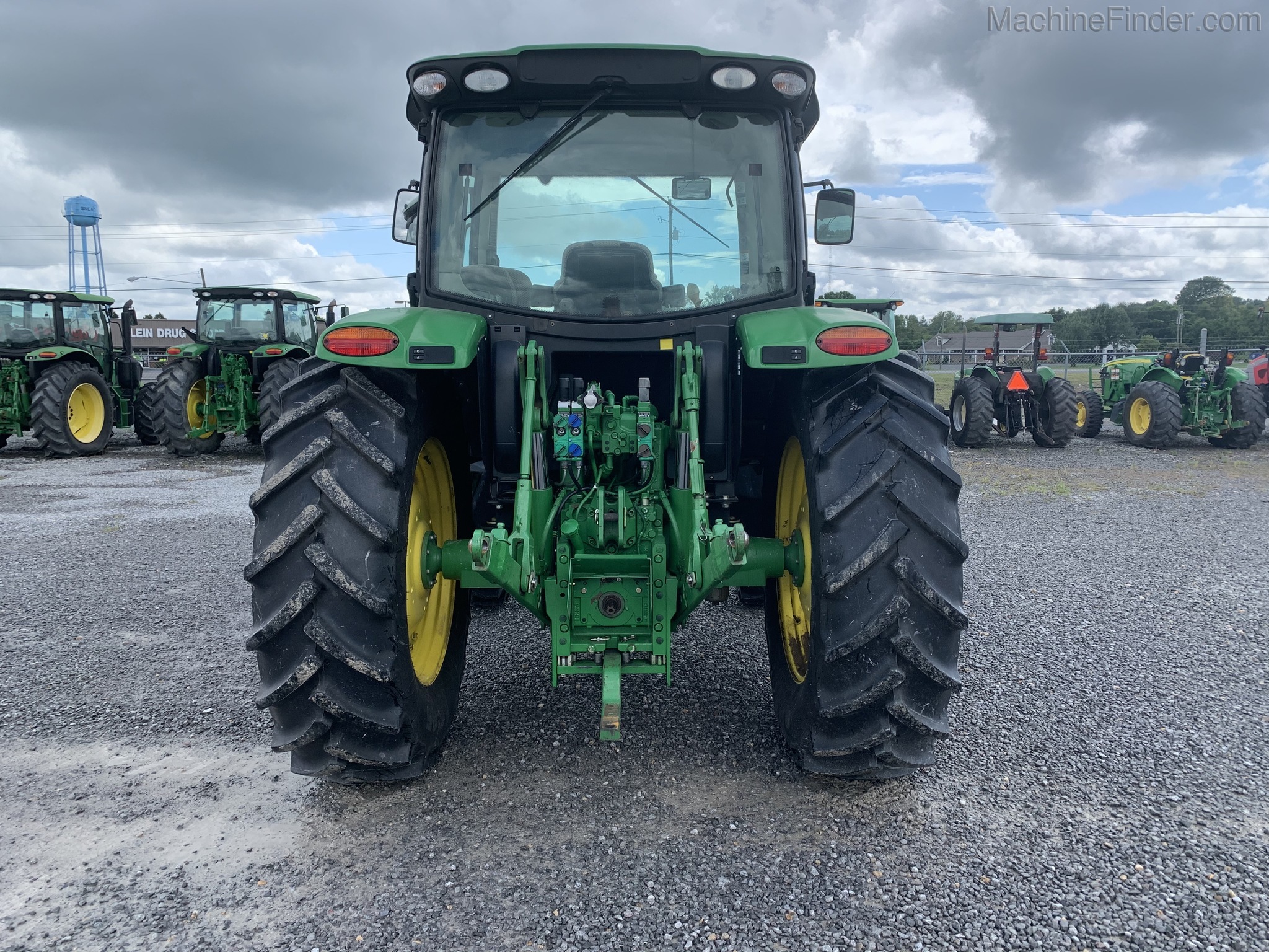 2015 John Deere 6125R Image 5