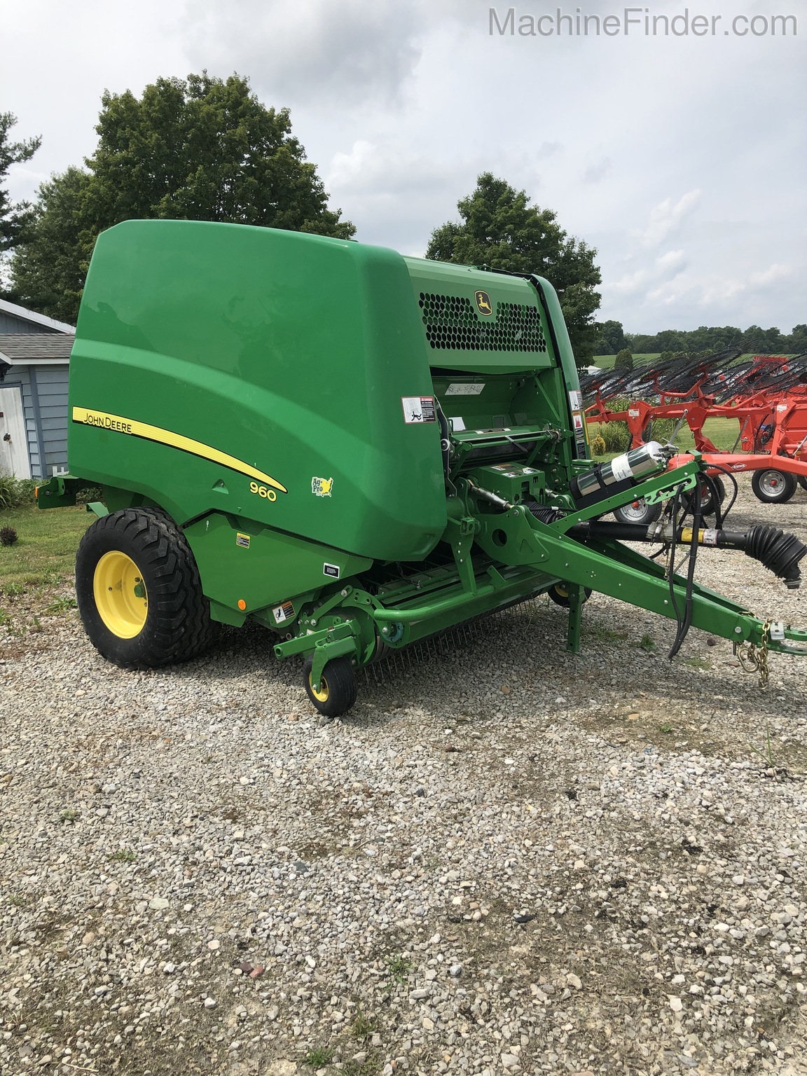 2016 John Deere 960 Image 1