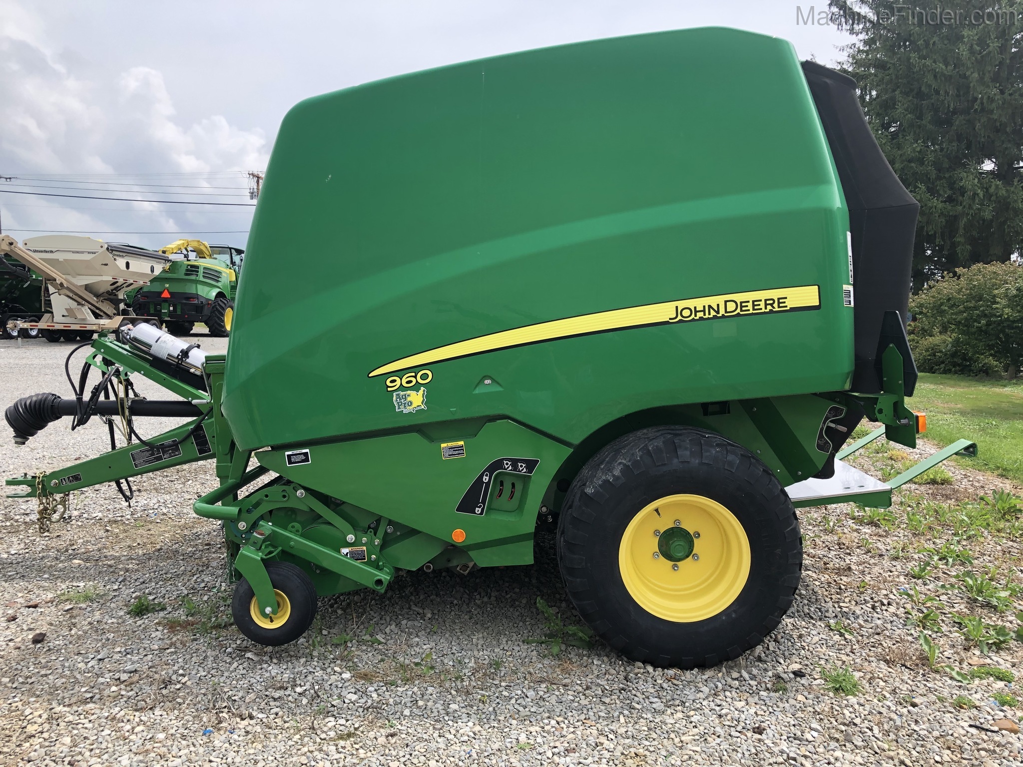 2016 John Deere 960 Image 5