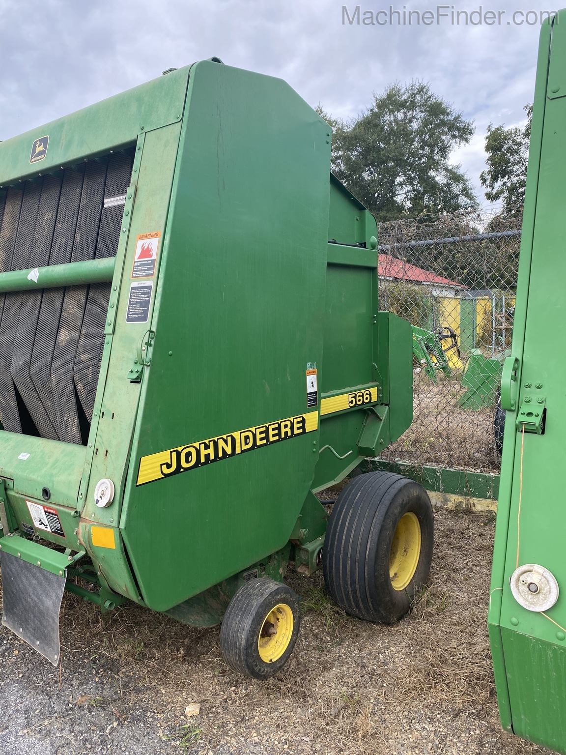John Deere 566 Image 1