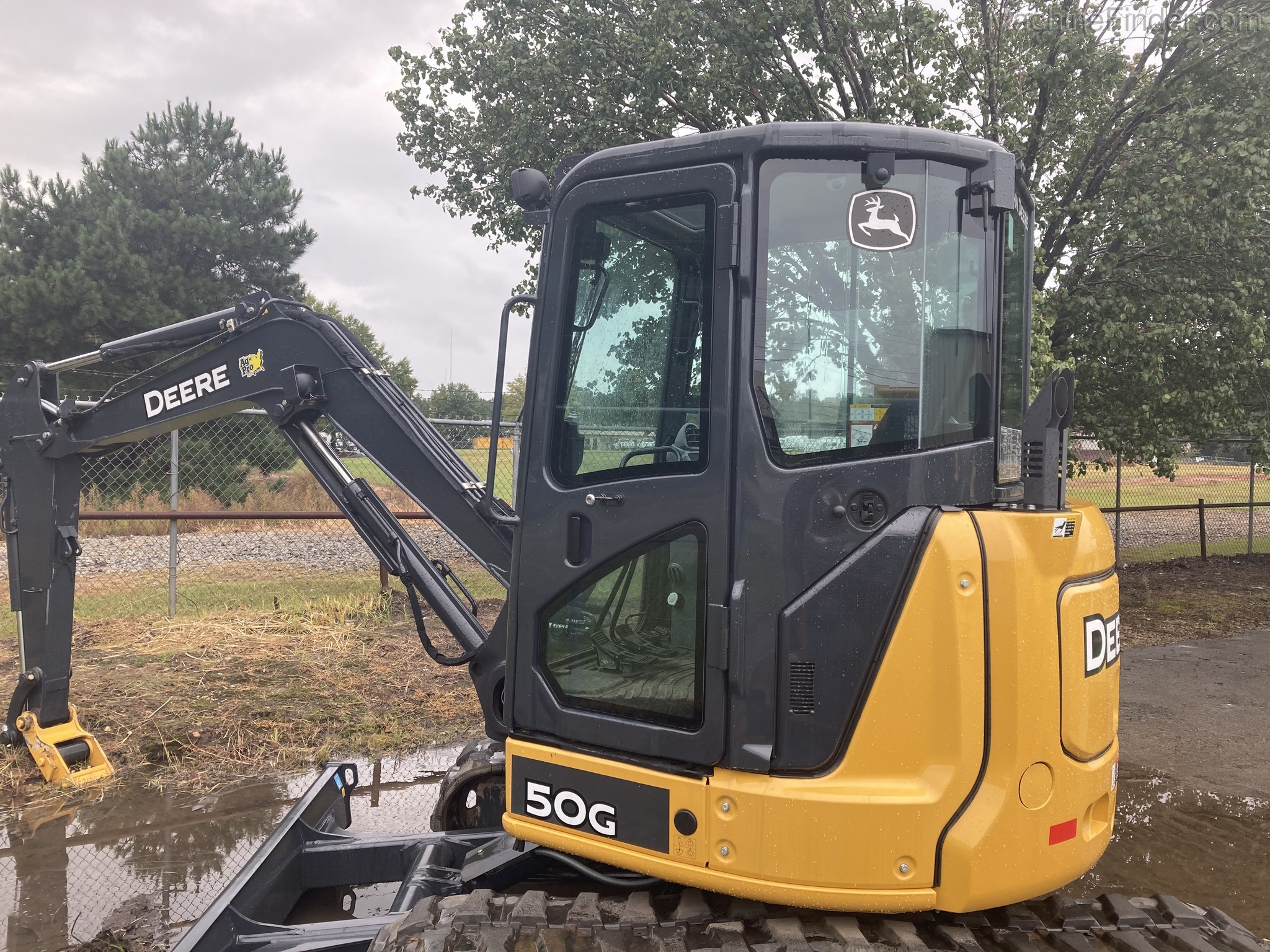 John Deere 50G Image 2