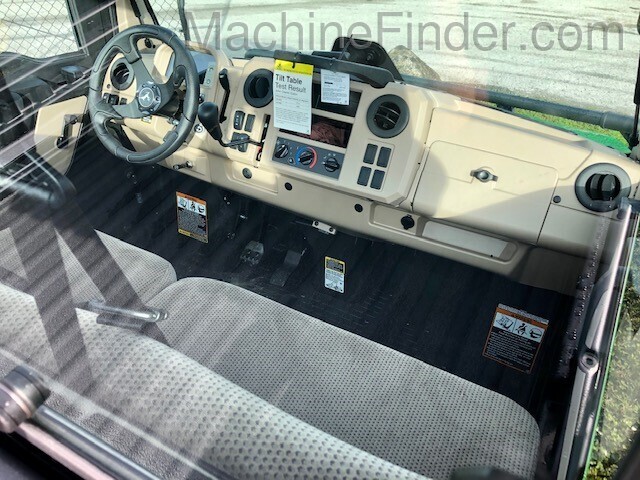 2020 John Deere XUV835R Image 7