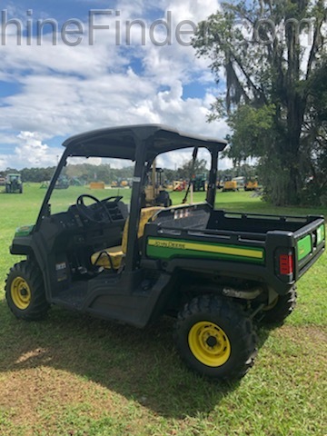 2017 John Deere XUV835E Image 4