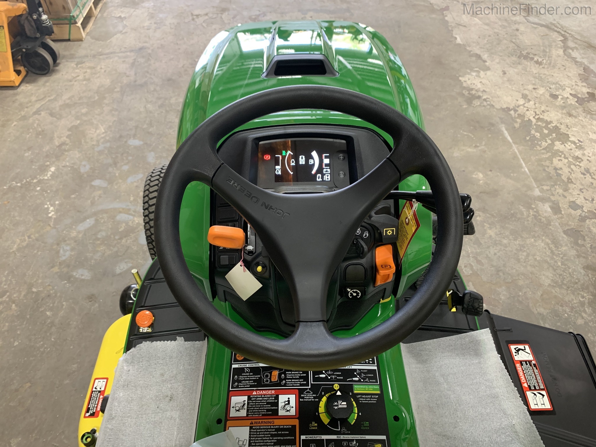 2021 John Deere X730 Image 6