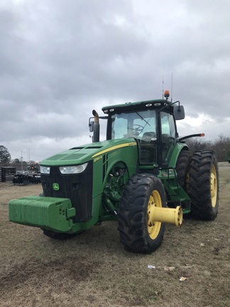 2013 John Deere 8360R Photo 2