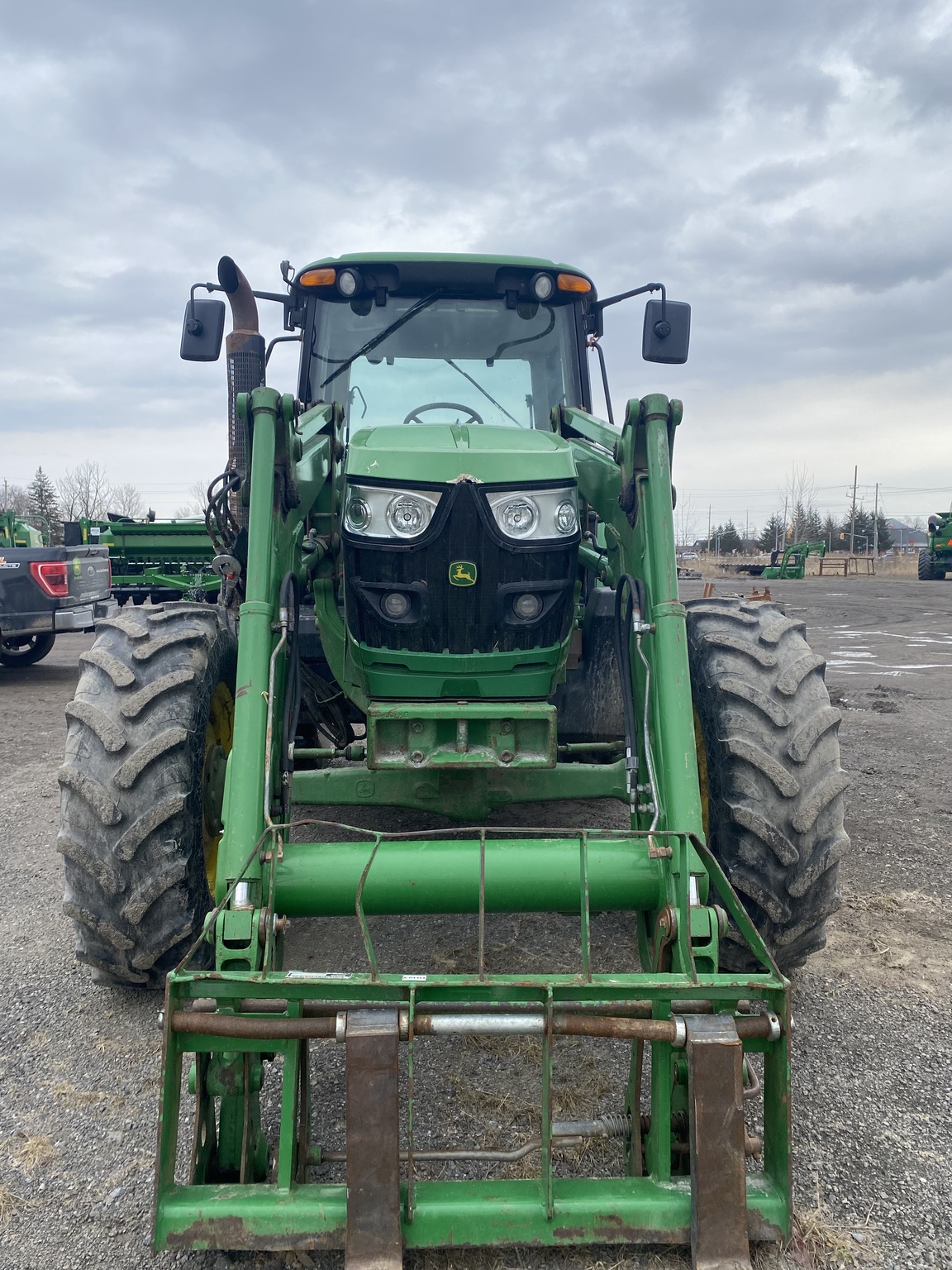 2016 John Deere 6125M Image 3