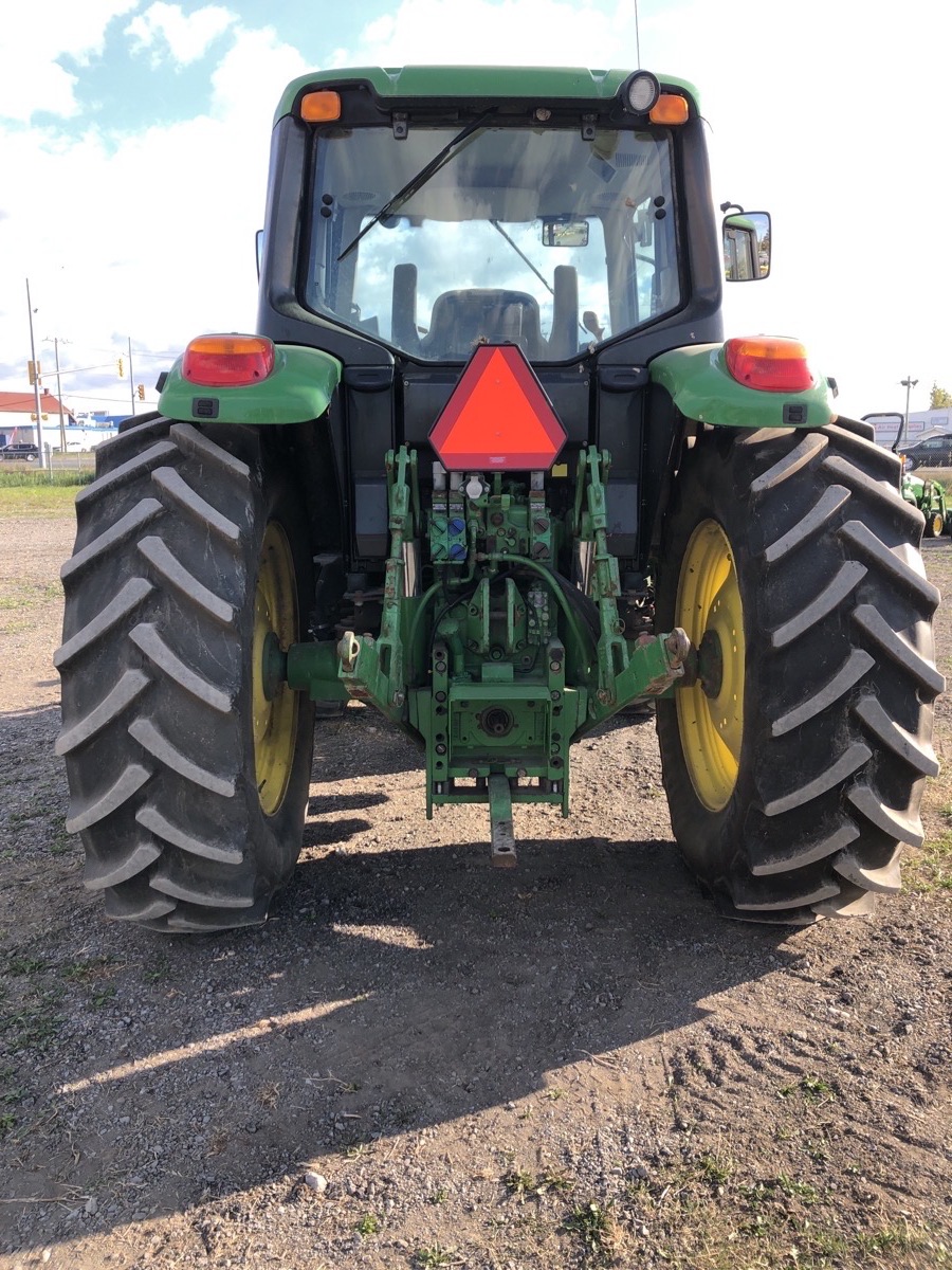 2016 John Deere 6125M Image 7