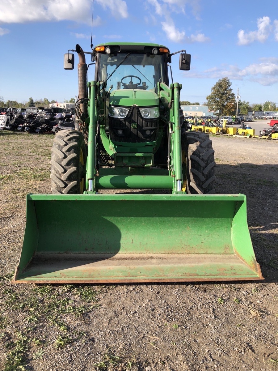 2016 John Deere 6125M Image 8