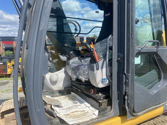 2017 John Deere 135G