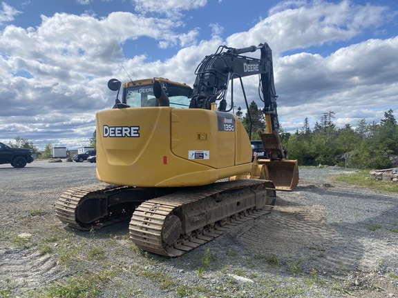 2017 John Deere 135G
