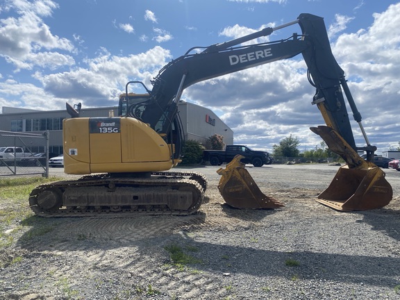 2017 John Deere 135G
