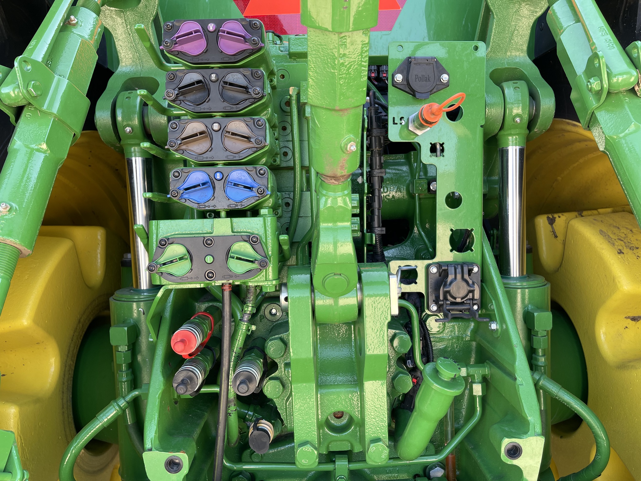  2023 John Deere 8R 340 at Heritage Tractor in Galesburg, IL