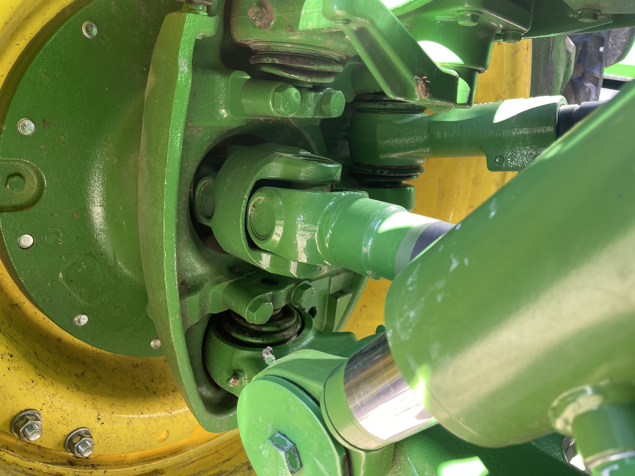  2023 John Deere 8R 340 at Heritage Tractor in Galesburg, IL