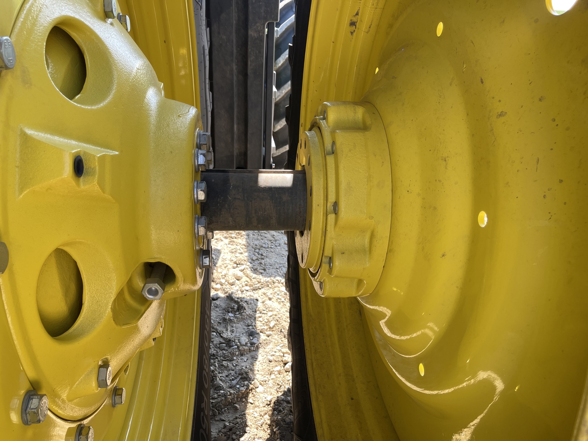  2023 John Deere 8R 340 at Heritage Tractor in Galesburg, IL