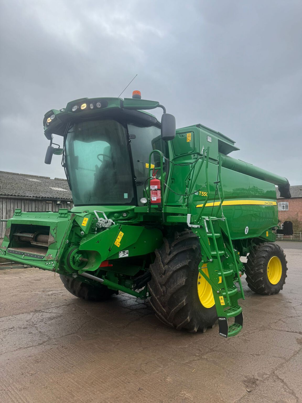 2020 John Deere T550 LL