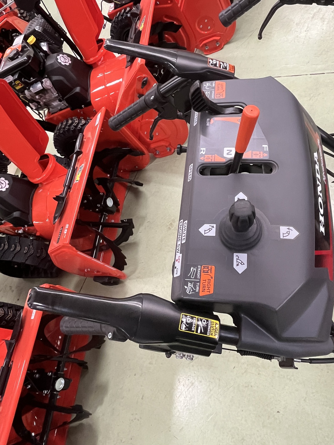 2023 Honda HSS928A Image 6