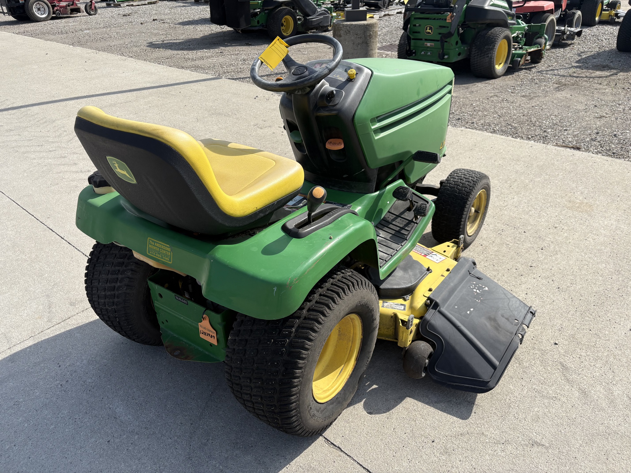 2004 John Deere LX280 Image 5