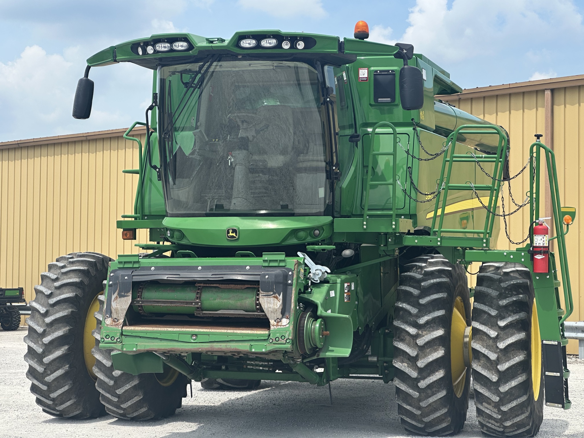 2014 John Deere S660 Image 8