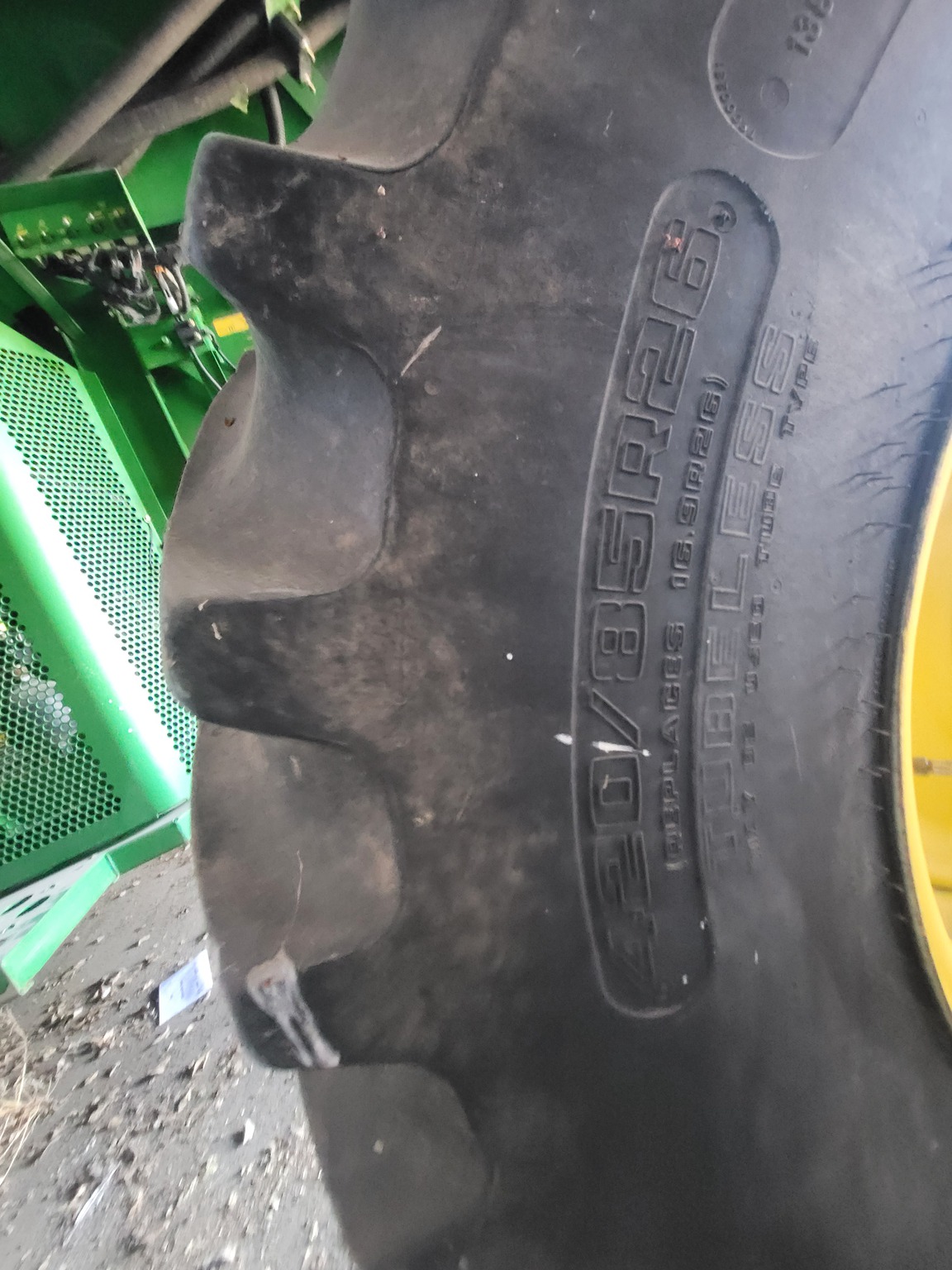 2010 John Deere 9570 STS Image 8