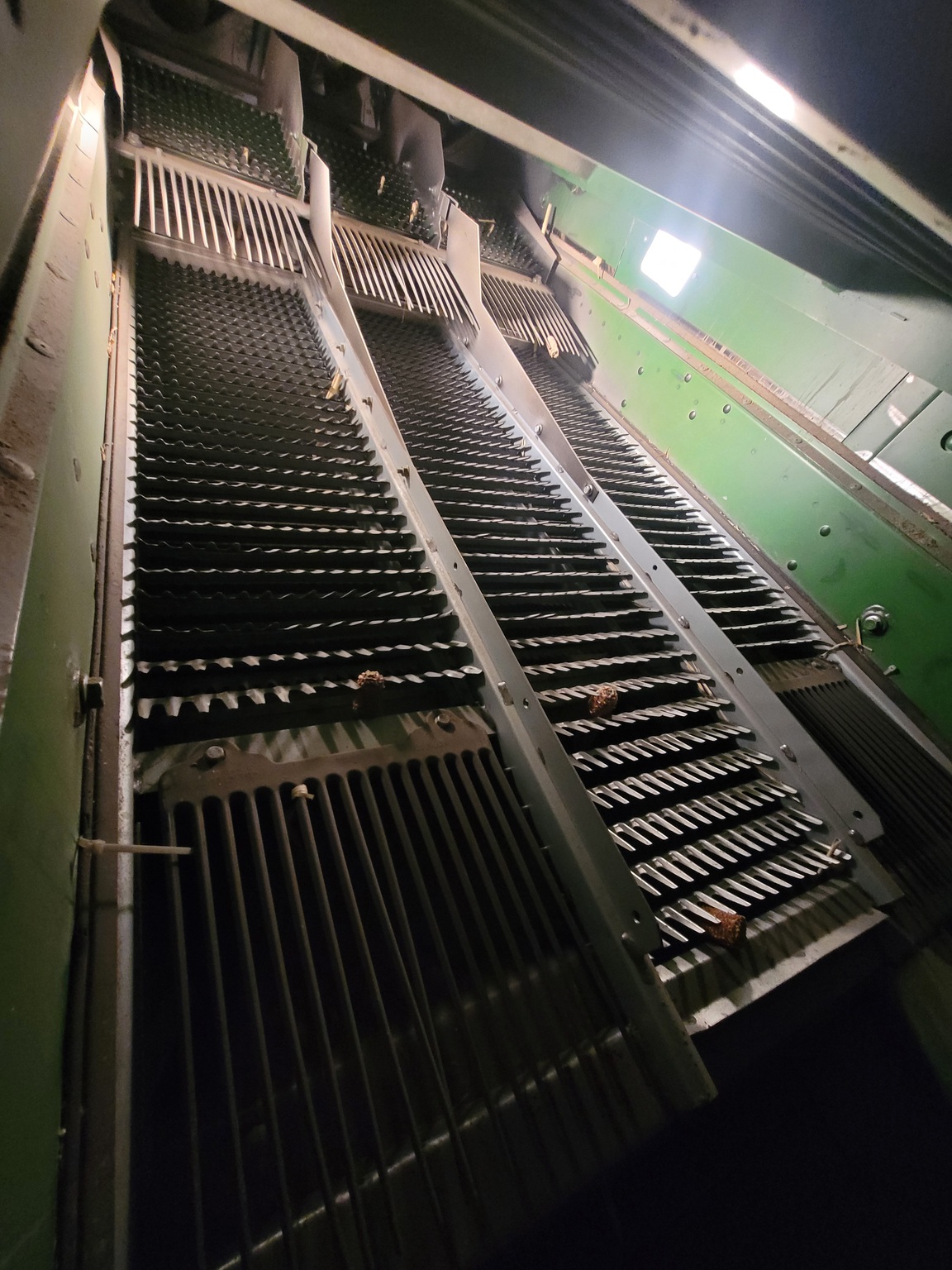 2010 John Deere 9570 STS Image 17